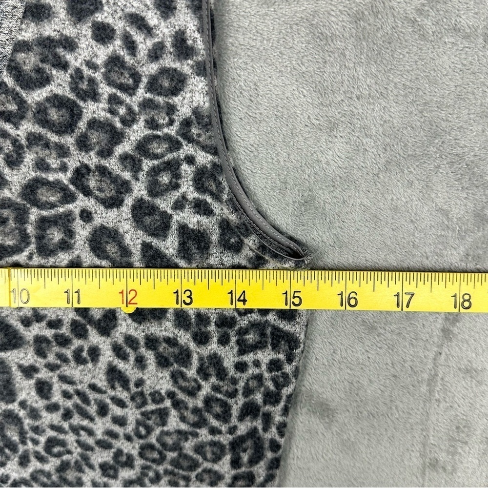 WHITE HOUSE BLACK MARKET Gray Dress Leopard Print Cozy Knit Tank Size XS - Picture 6 of 9